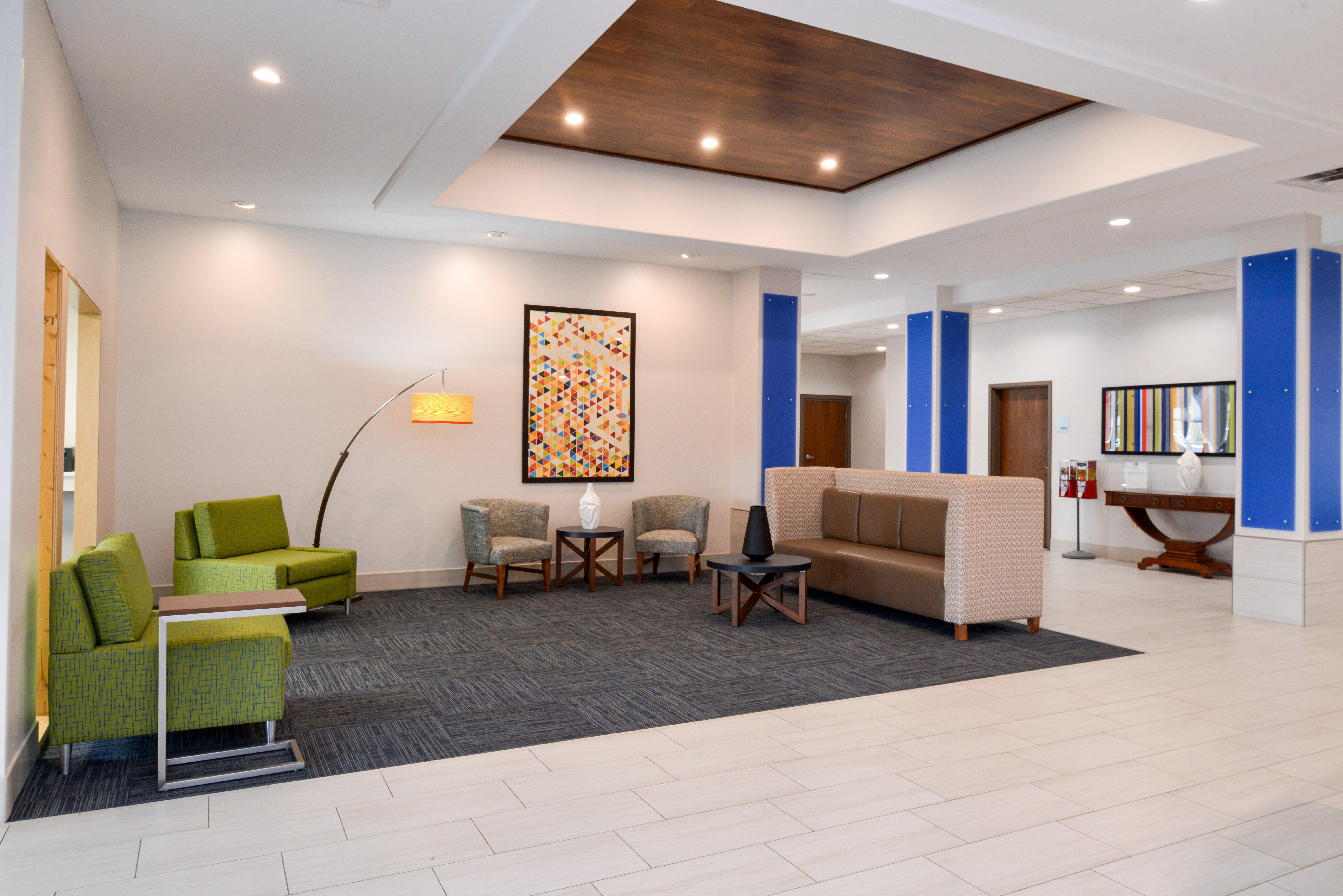 Holiday Inn Express & Suites Pueblo By Ihg Εξωτερικό φωτογραφία