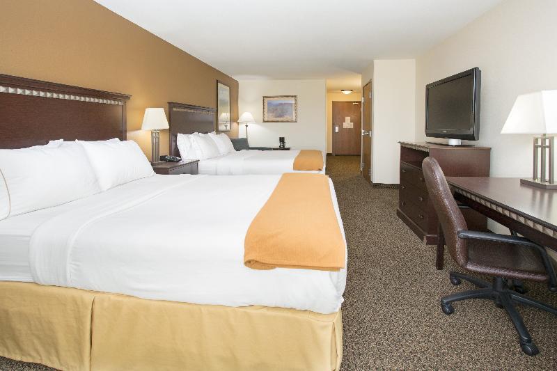 Holiday Inn Express & Suites Pueblo By Ihg Εξωτερικό φωτογραφία