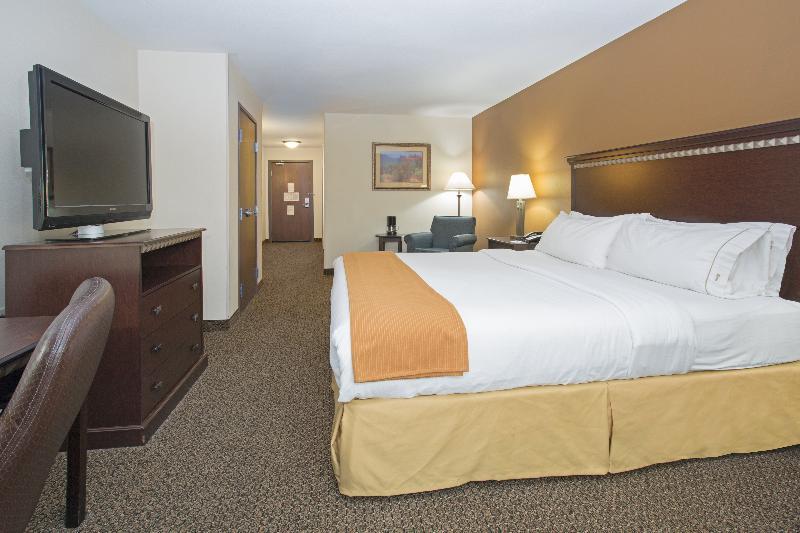 Holiday Inn Express & Suites Pueblo By Ihg Εξωτερικό φωτογραφία