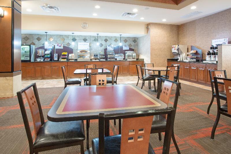 Holiday Inn Express & Suites Pueblo By Ihg Εξωτερικό φωτογραφία